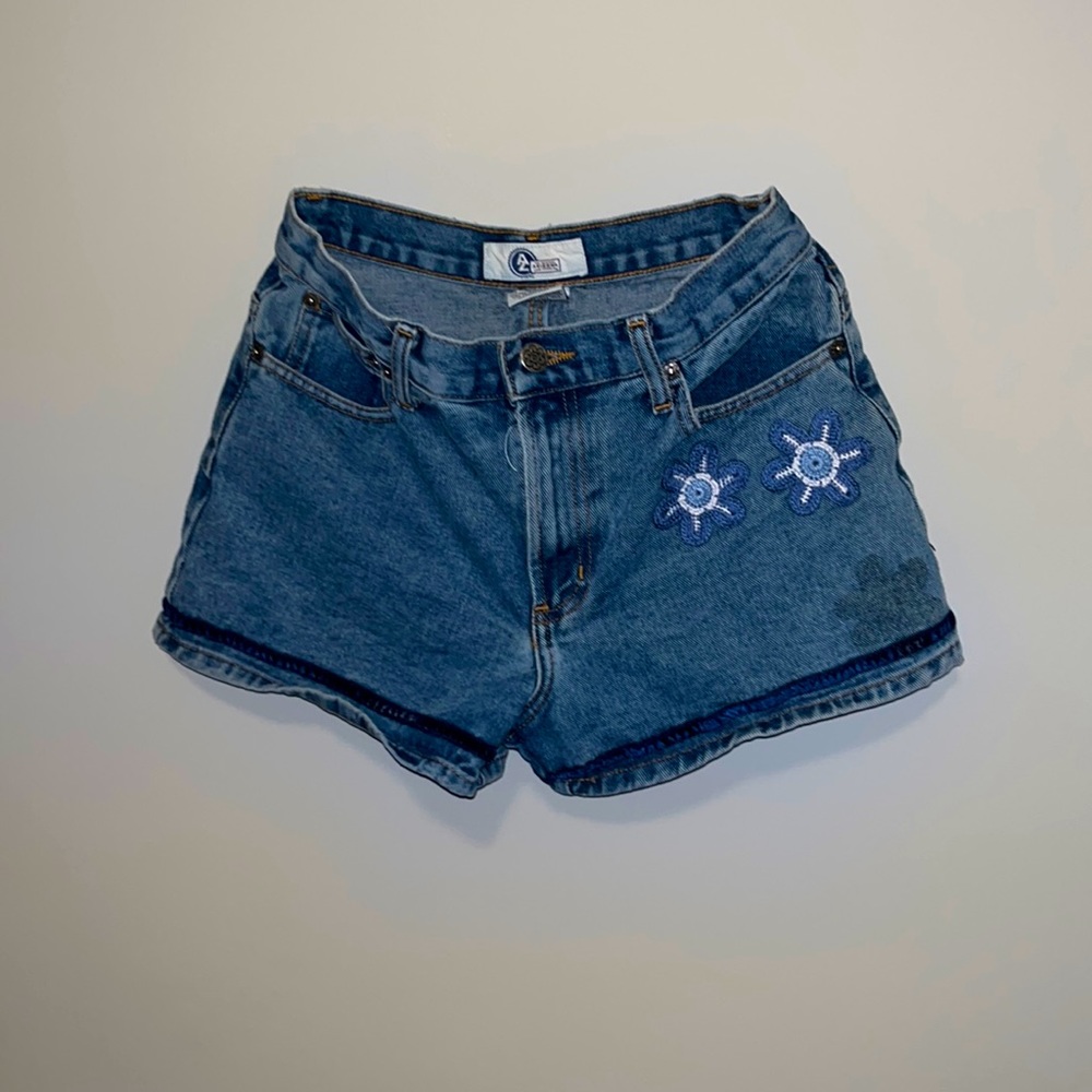 Arizona shorts size small distress jeans